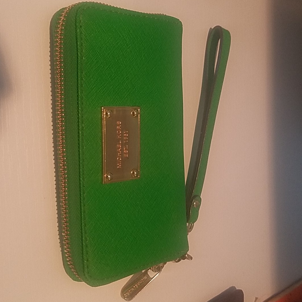 Michael Kors clutch mini wallet